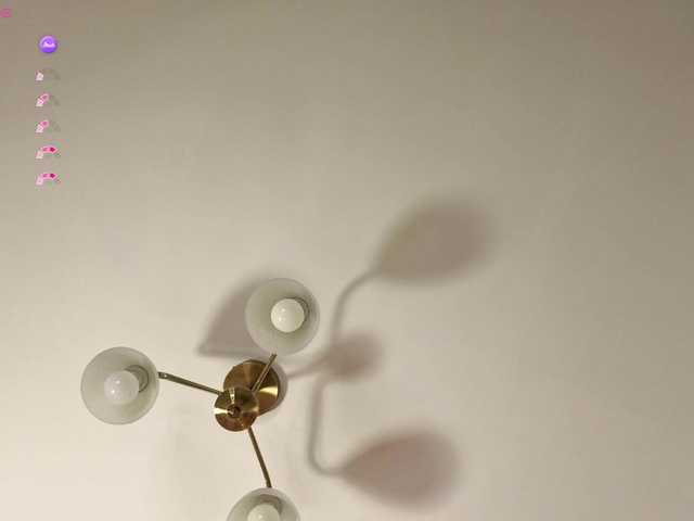 Karolinacream live webcam show