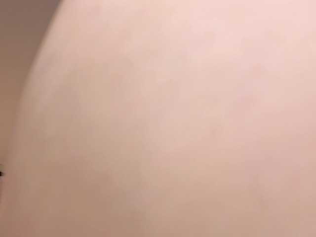 Karolinacream live cam on BongaCams