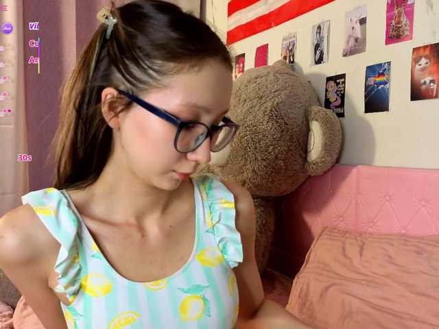 Karolinacream live cam on BongaCams