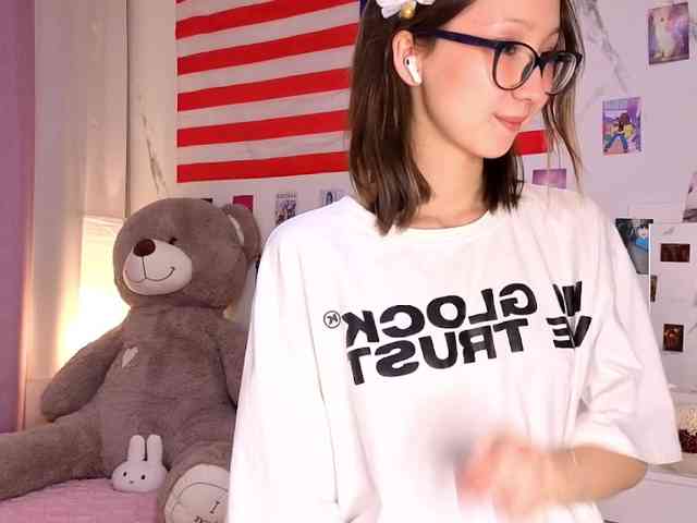 Karolinacream webcam