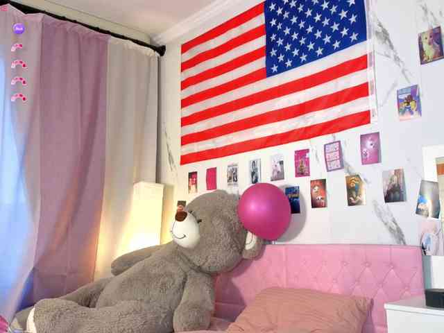Karolinacream webcam