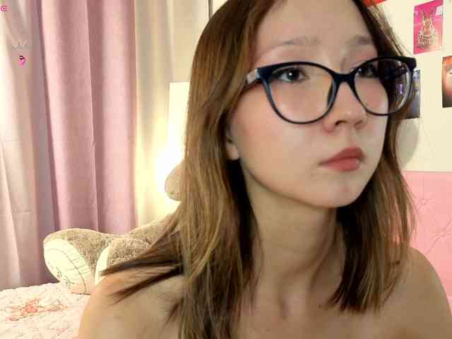 Karolinacream webcam