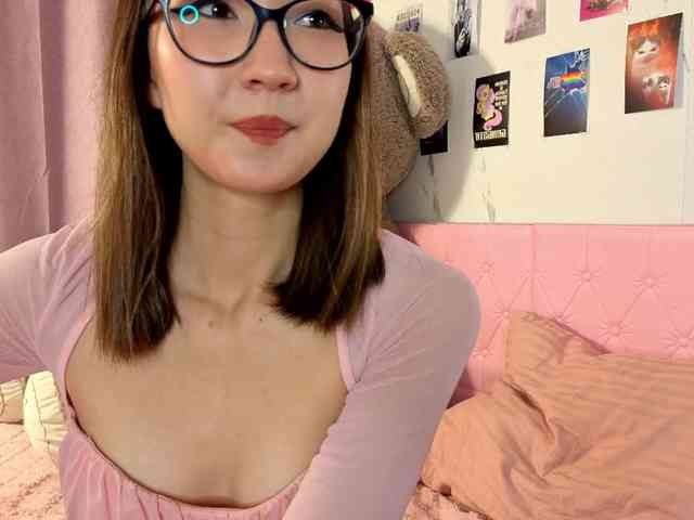 Karolinacream webcam