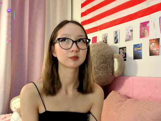 Karolinacream webcam