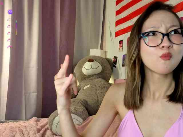 Karolinacream webcam