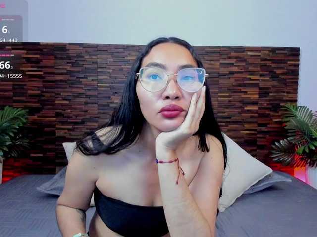 lucyyliu live cam on BongaCams