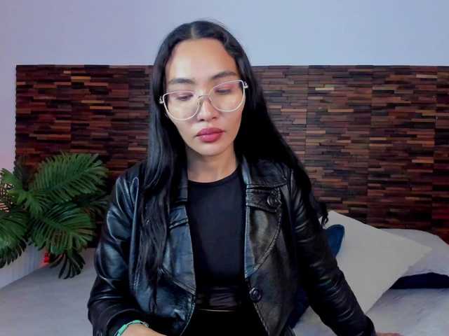 lucyyliu live cam on BongaCams