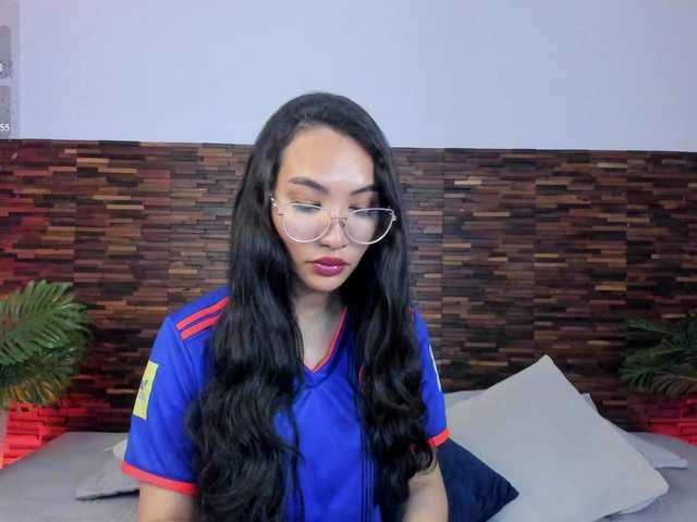 lucyyliu live cam on BongaCams