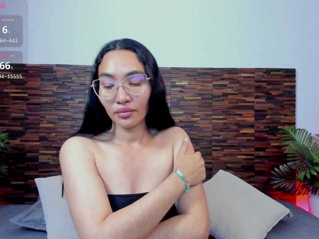 lucyyliu live cam on BongaCams