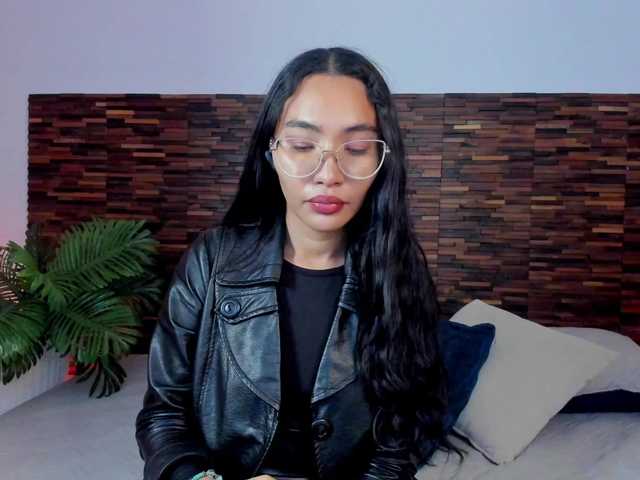 lucyyliu live cam on BongaCams