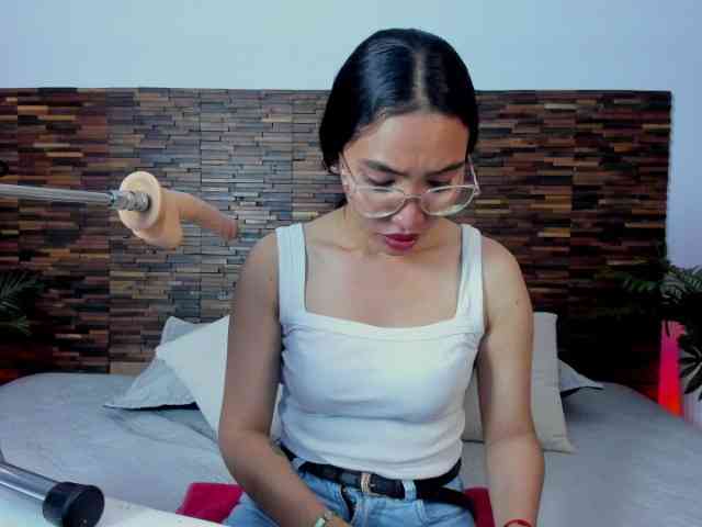lucyyliu webcam