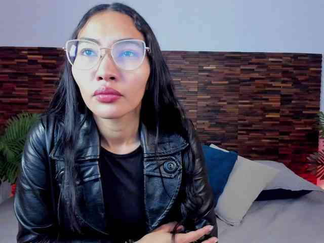 lucyyliu webcam
