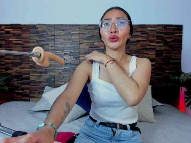 lucyyliu webcam
