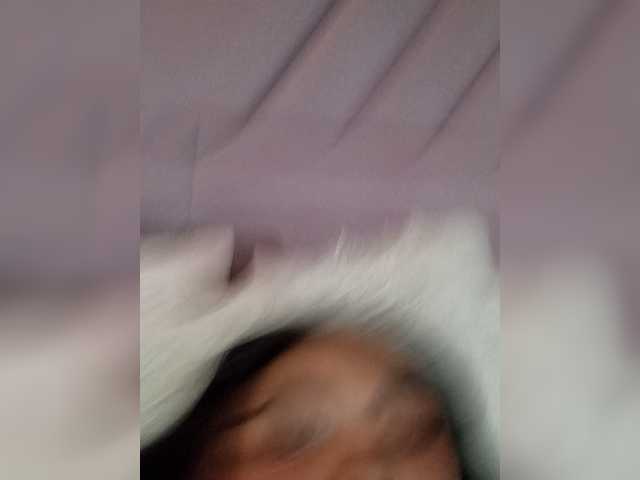 MaddyBelmont live cam on BongaCams