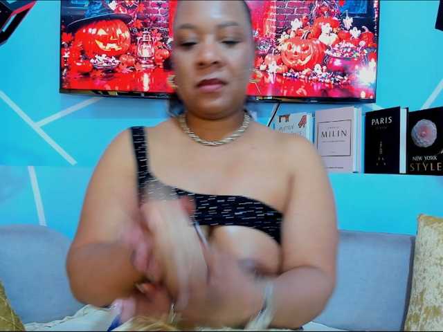 SharonNoa live cam preview