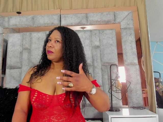 SharonNoa live cam on BongaCams