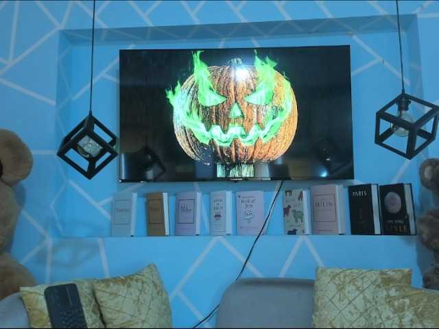 SharonNoa in webcam