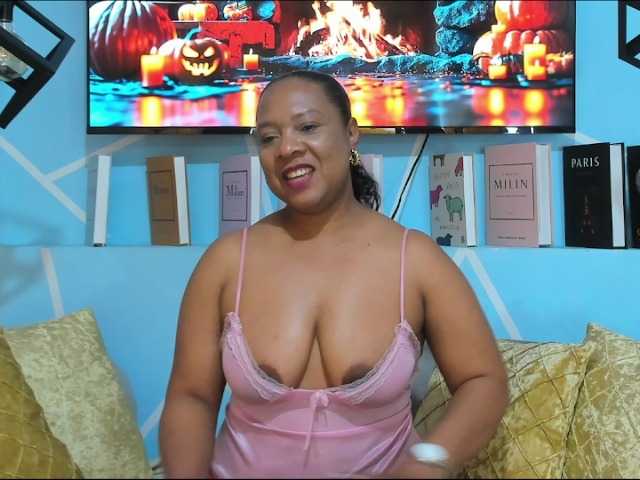 SharonNoa live cam on BongaCams