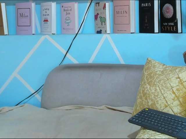 SharonNoa live cam on BongaCams