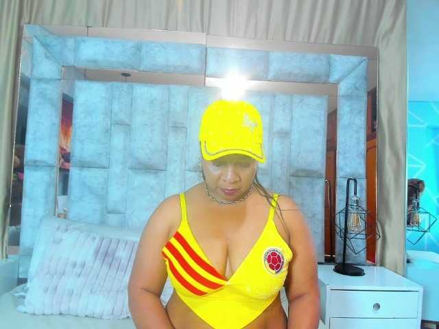 SharonNoa live cam on BongaCams