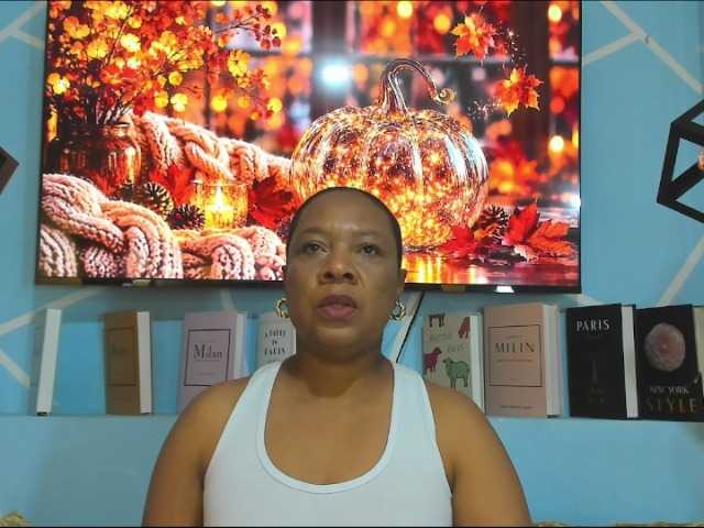 SharonNoa live cam on BongaCams