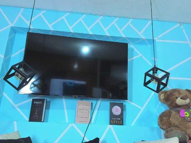 SharonNoa live webcam show