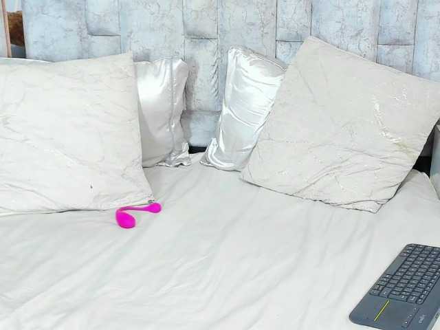 SharonNoa live cam on BongaCams