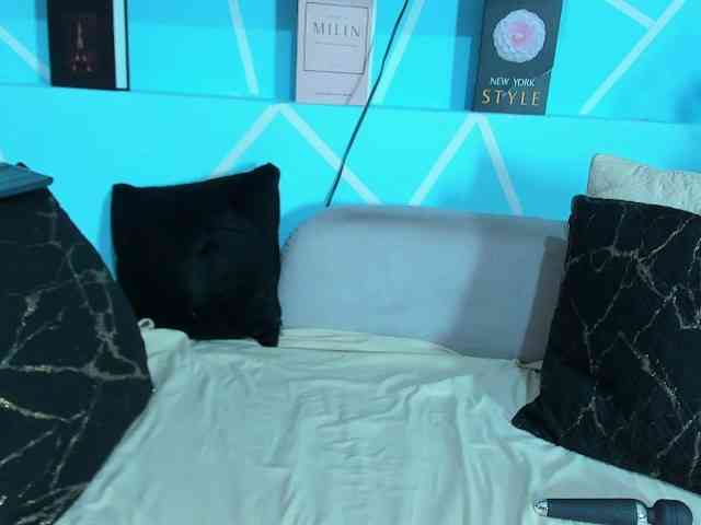 SharonNoa webcam