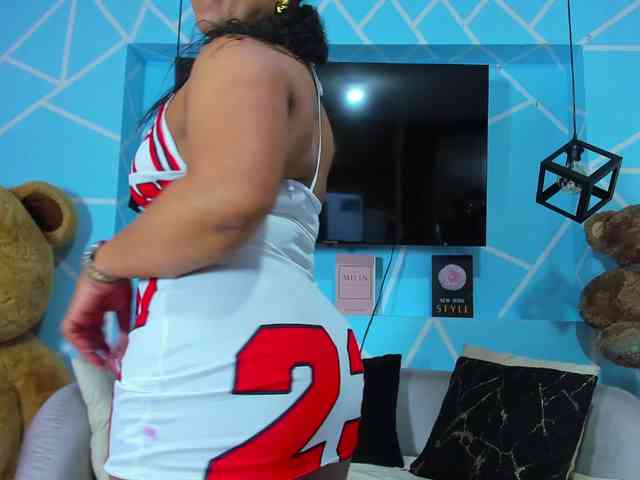 SharonNoa webcam