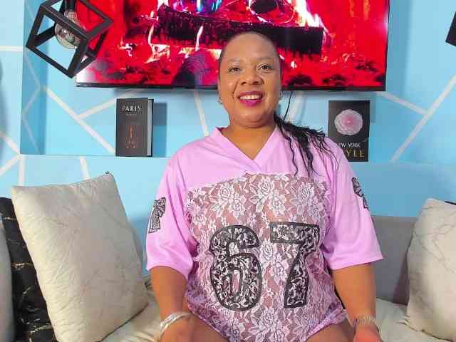 SharonNoa webcam