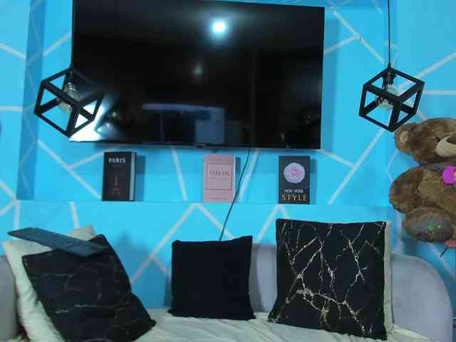 SharonNoa webcam