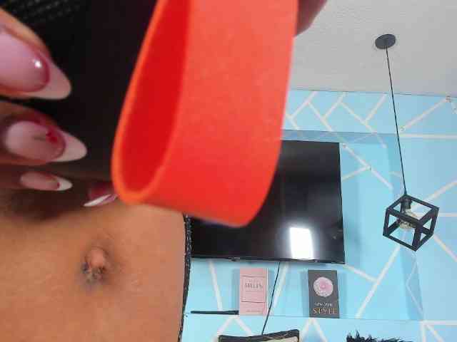 SharonNoa webcam