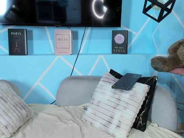 SharonNoa webcam