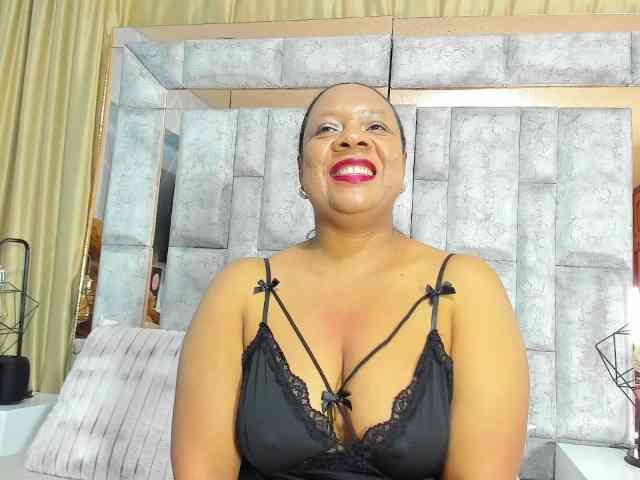 SharonNoa webcam