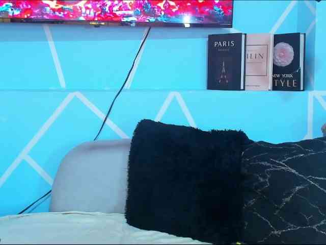 SharonNoa webcam
