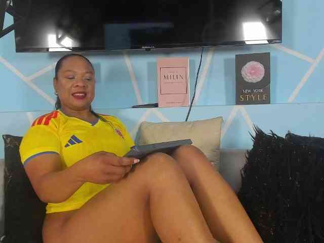 SharonNoa webcam