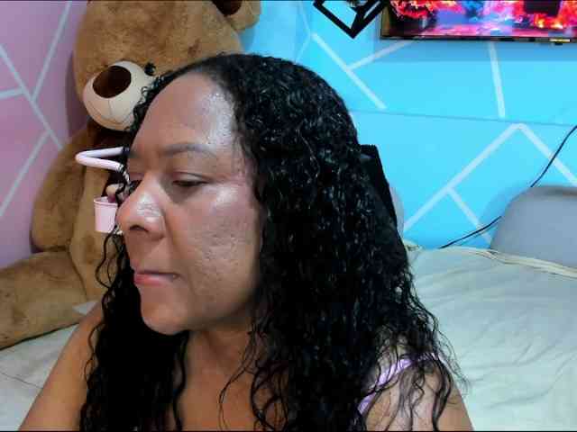 SharonNoa webcam