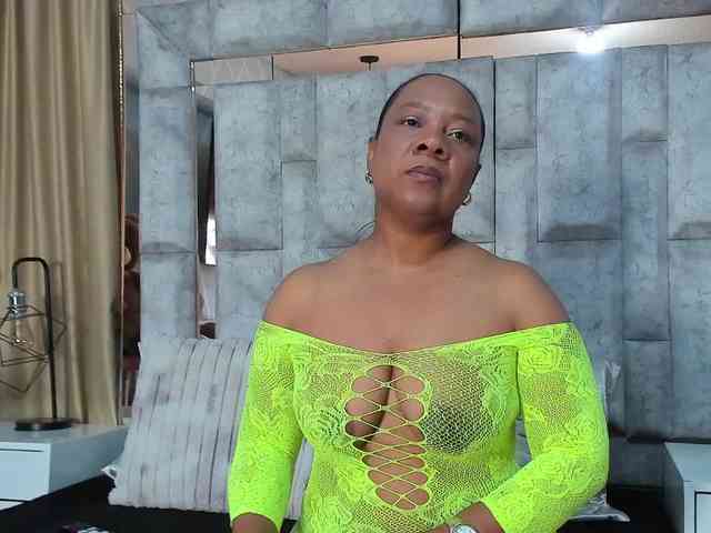 SharonNoa SharonNoa