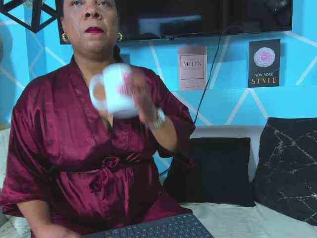 SharonNoa webcam