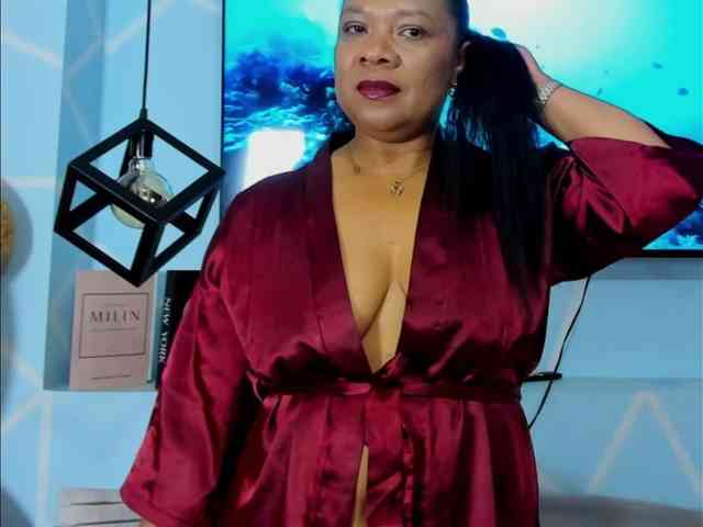 SharonNoa webcam