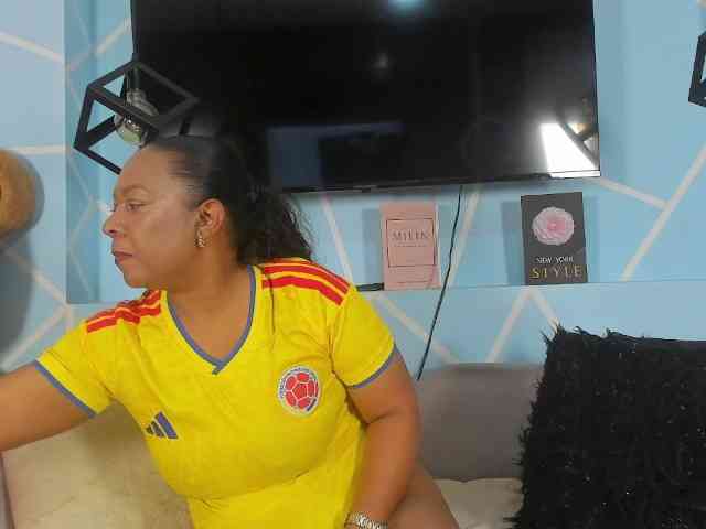 SharonNoa webcam