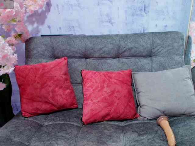 SharonNoa webcam