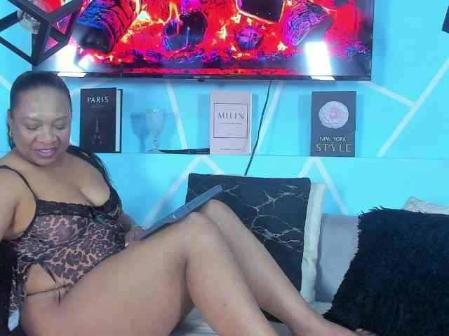 SharonNoa webcam