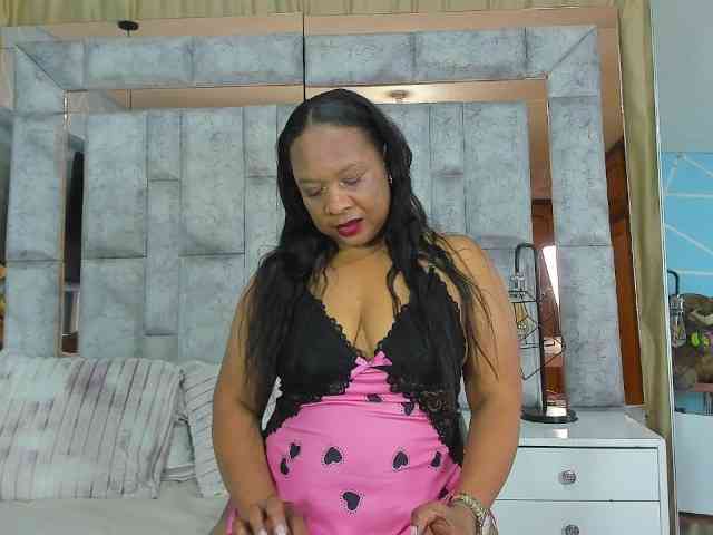 SharonNoa webcam