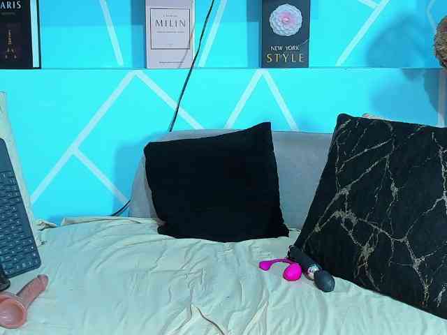 SharonNoa webcam