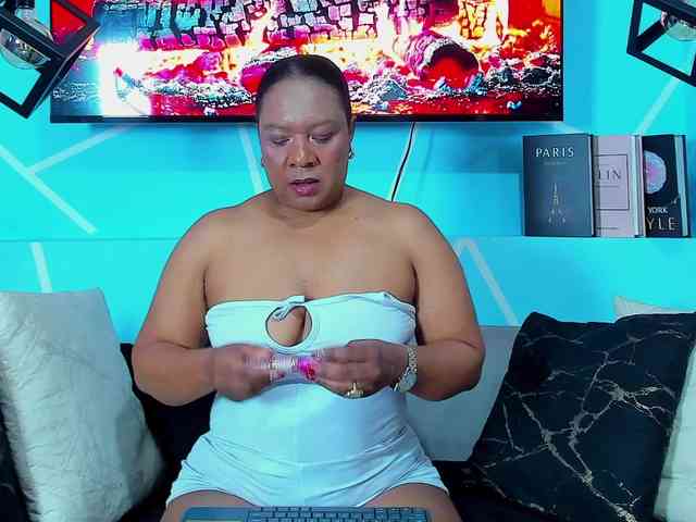 SharonNoa SharonNoa