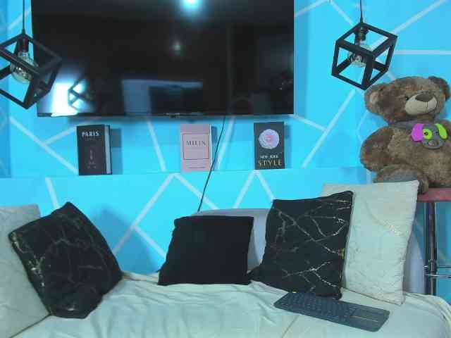 SharonNoa webcam