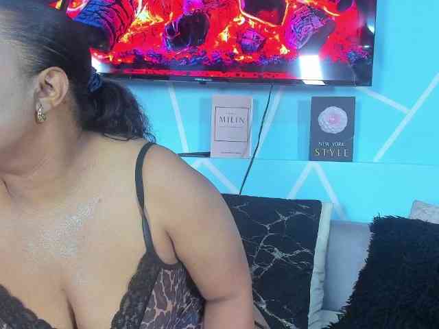 SharonNoa webcam