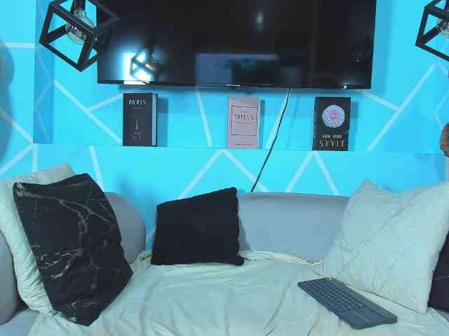 SharonNoa webcam