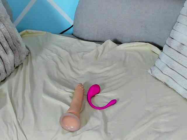SharonNoa webcam